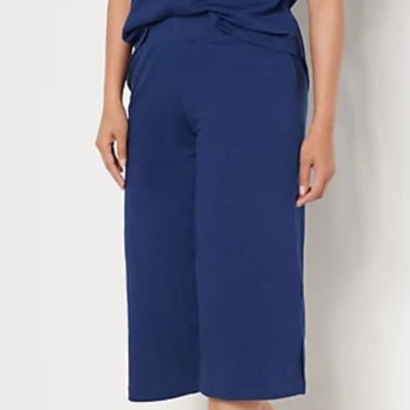 LAST CHANCE! NWT Cuddl Duds Crinkle Jersey Cropped Pants with Side Slits - Picture 1 of 3